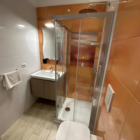 Bed & Breakfast Domus Luca - In The Heart Of Naples